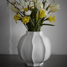 Vas stengods 18x18cm naturhvit