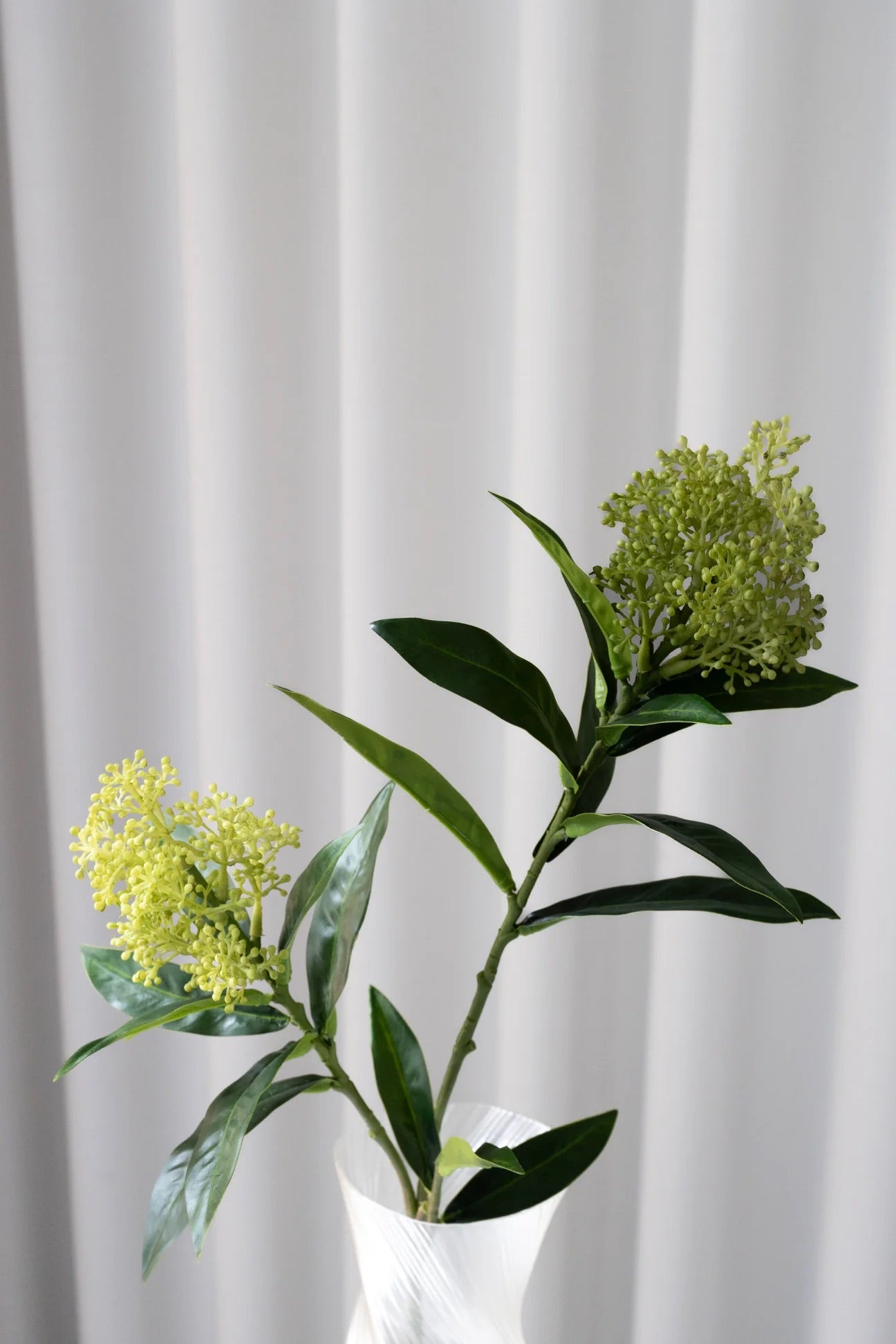 Artificial Skimmia Berry Green