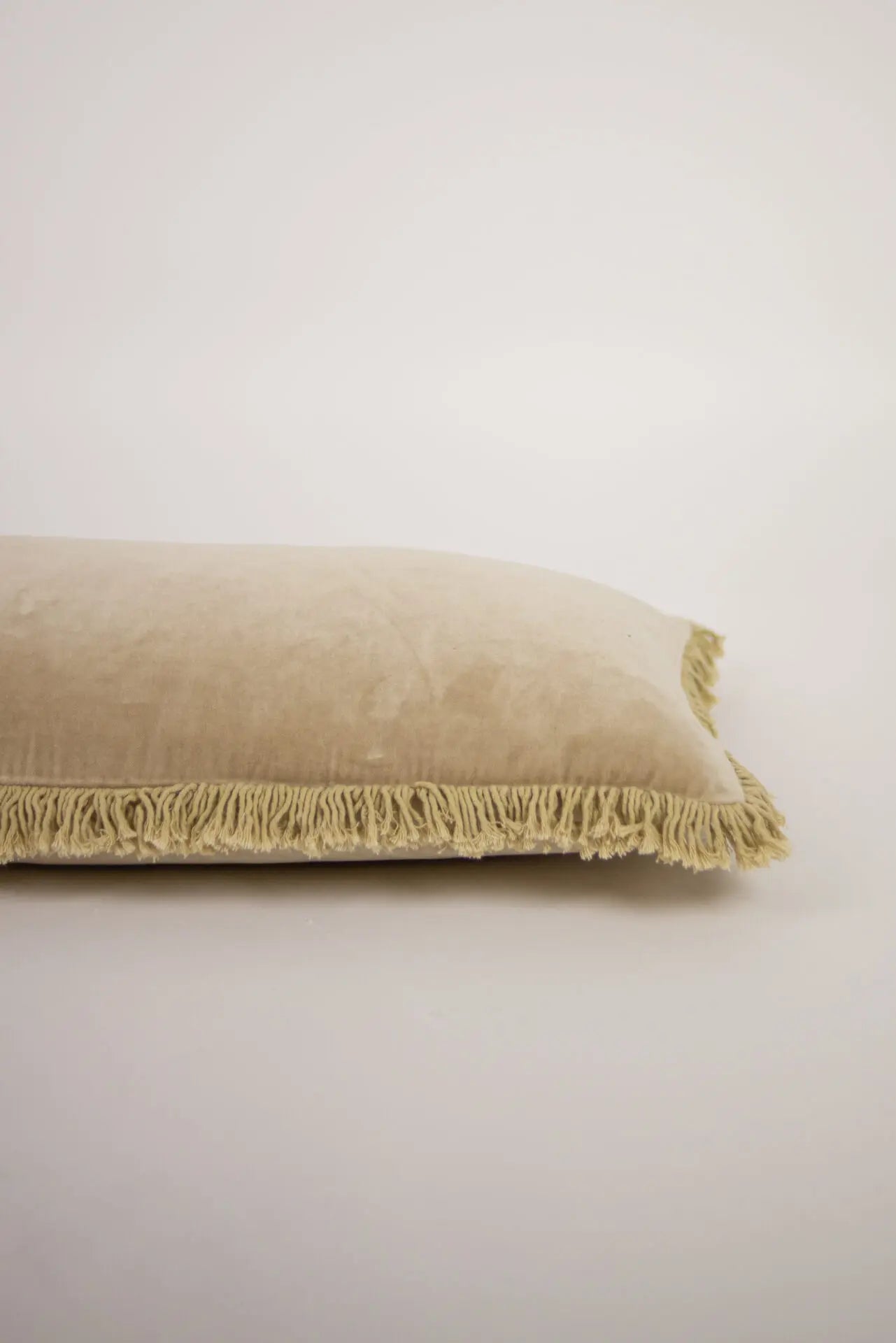 SOLINE KUDDEFORDRAL BEIGE 35X75