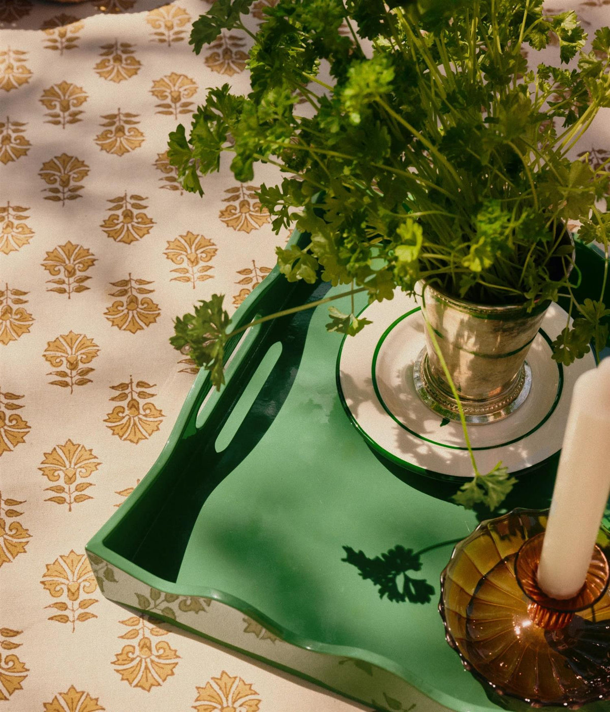 Scallop Lacquer Tray green 30x40