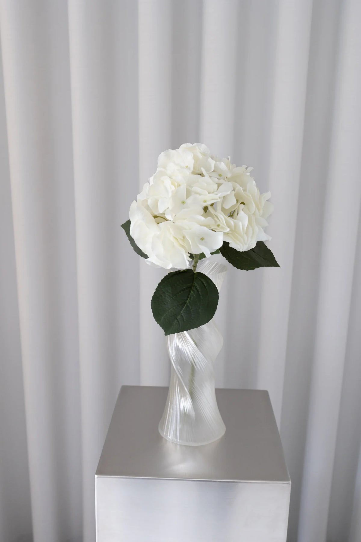 LIFELIKE HYDRANGEA WHITE
