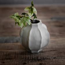 Vas stengods 13x14cm naturhvit