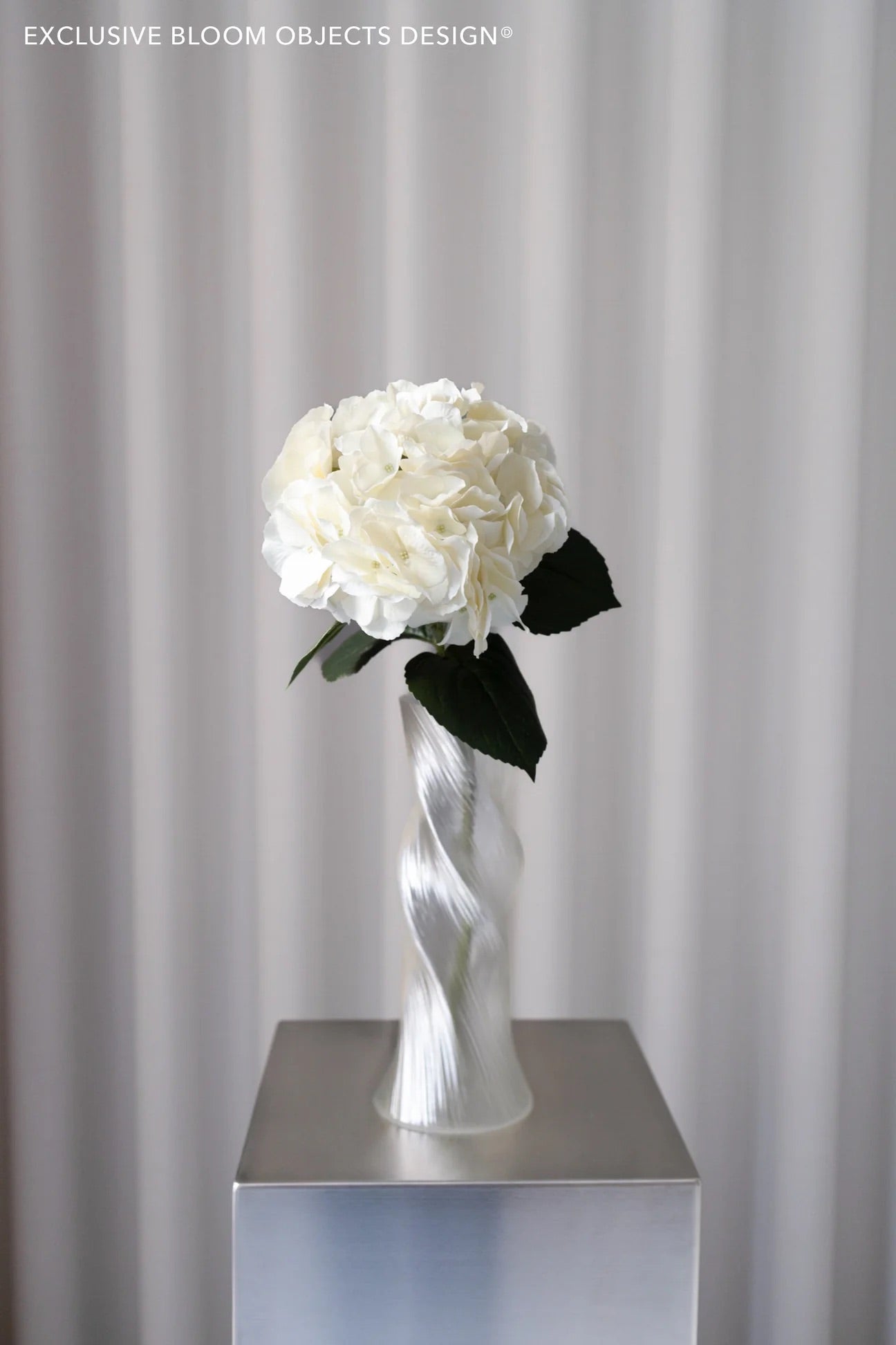 LIFELIKE HYDRANGEA CREME