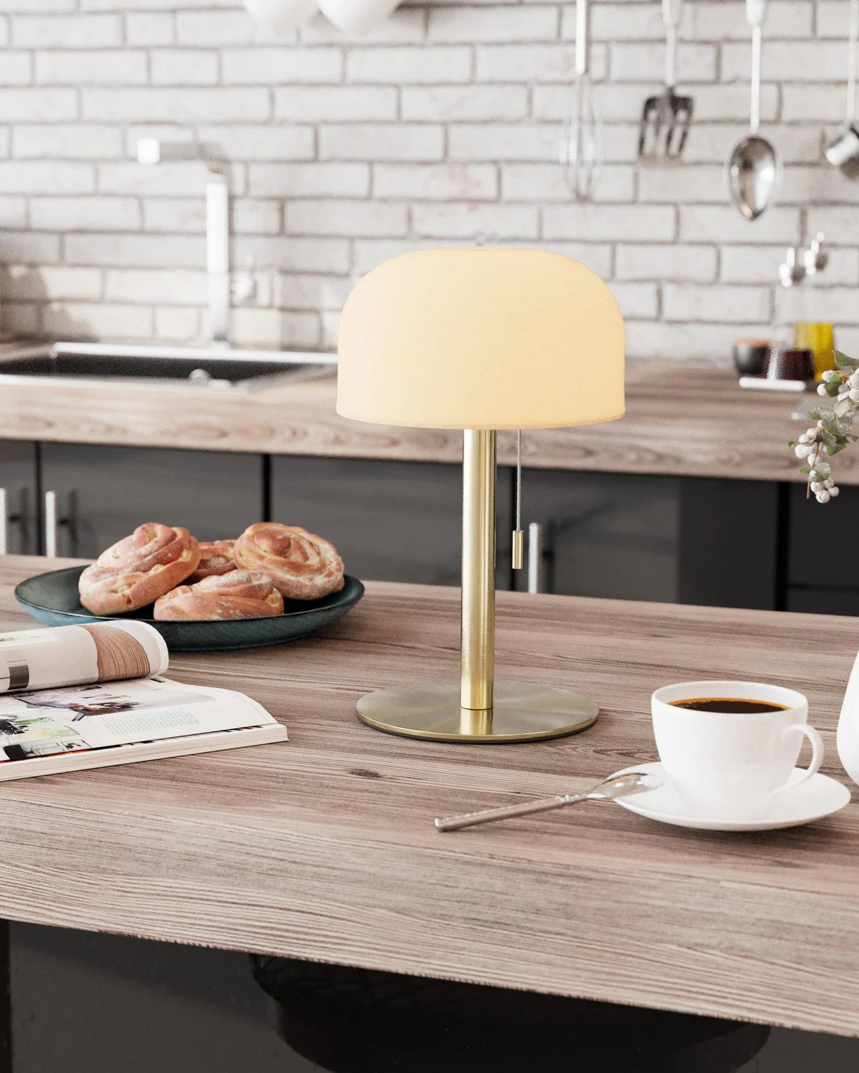 BRASS GOLD LED LAMPE