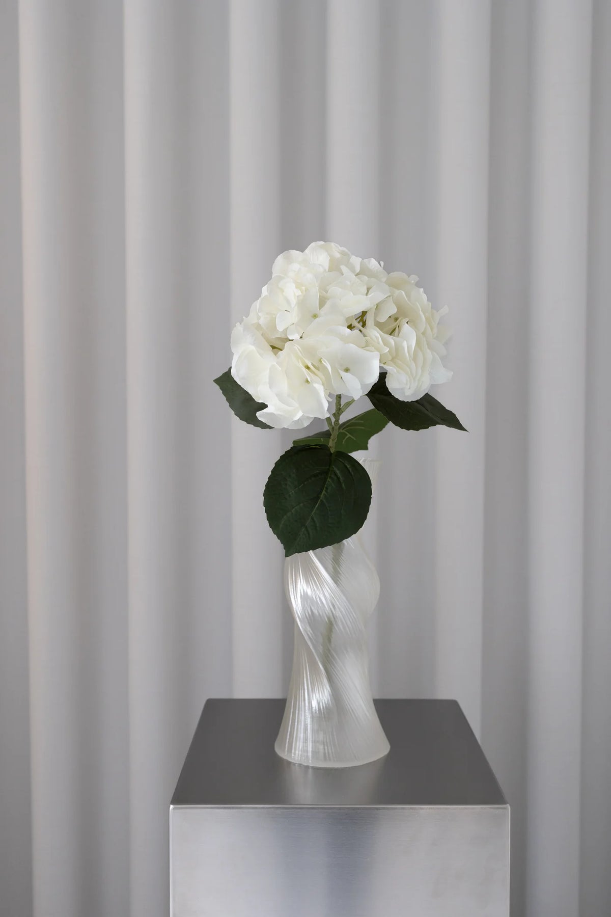 LIFELIKE HYDRANGEA WHITE