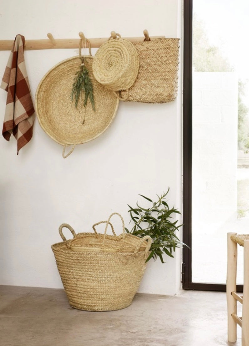 Basket palm leaves