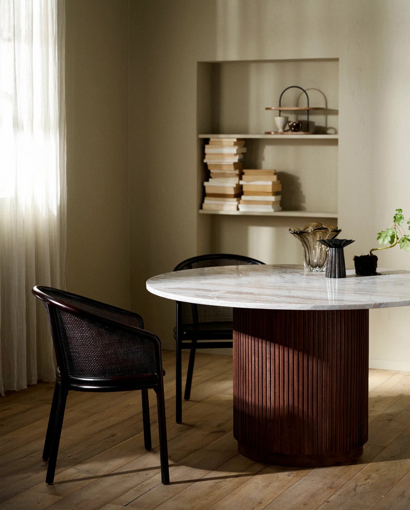 Erie round dining table wood finish