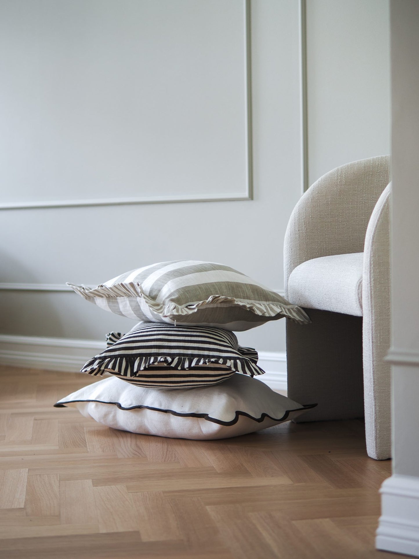 Poppy Cushion cover Ivory/brown