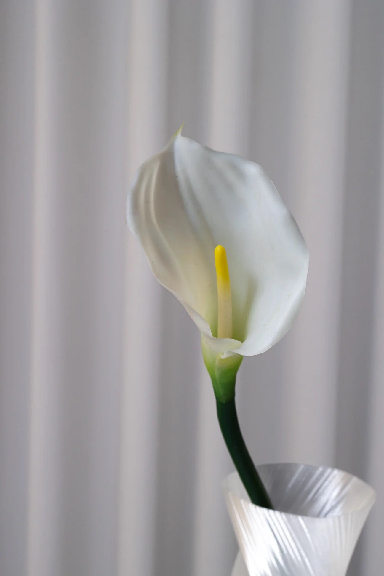 Artificial calla Lilly White