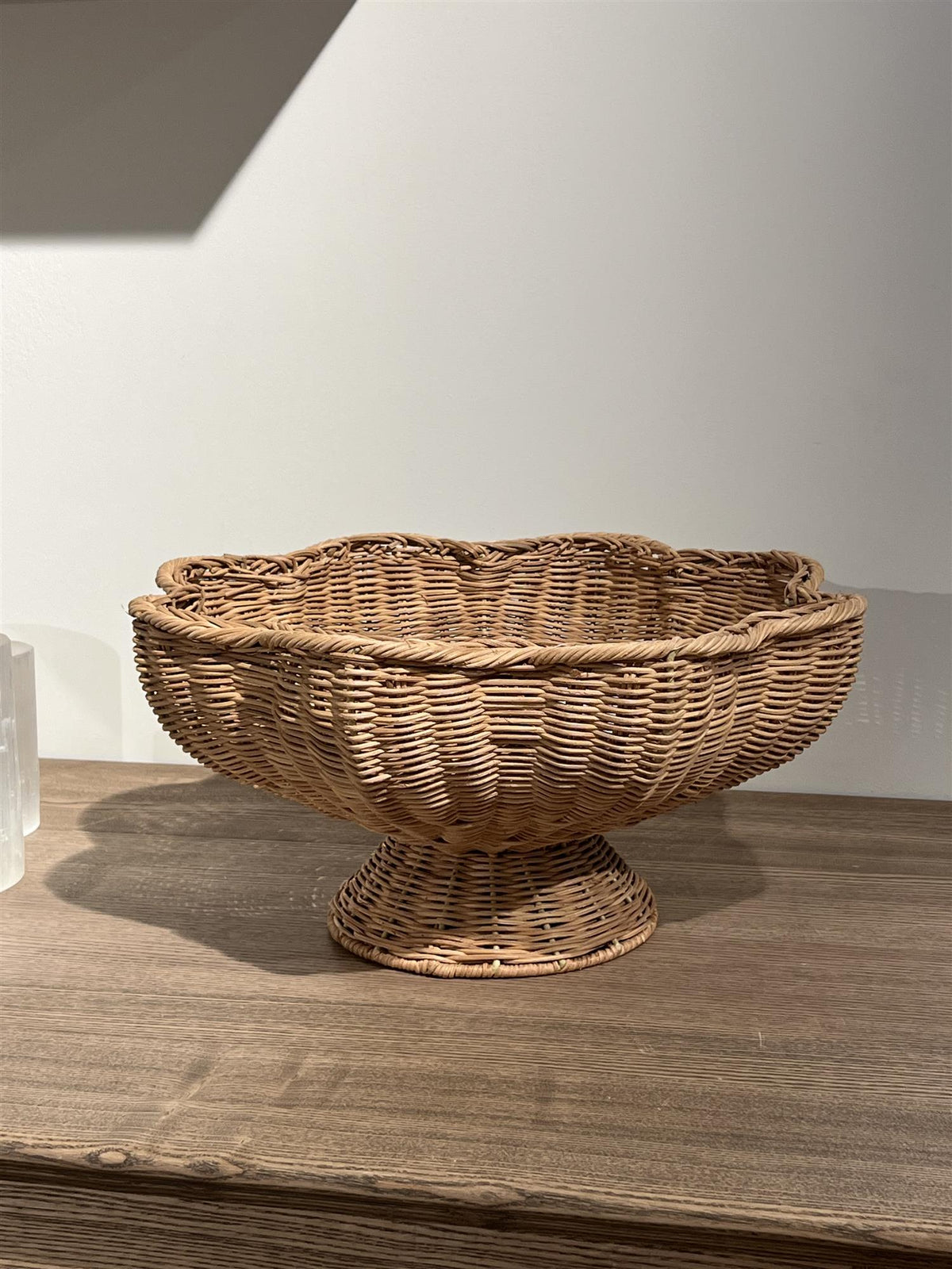 MAGRET BOWL ON FOOT